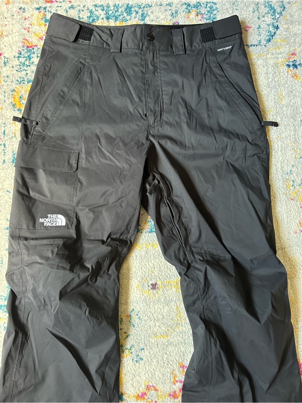 The North Face Black Waterproof Ski/Snow Pants with Cargo Pocket - Picture 3 of 9
